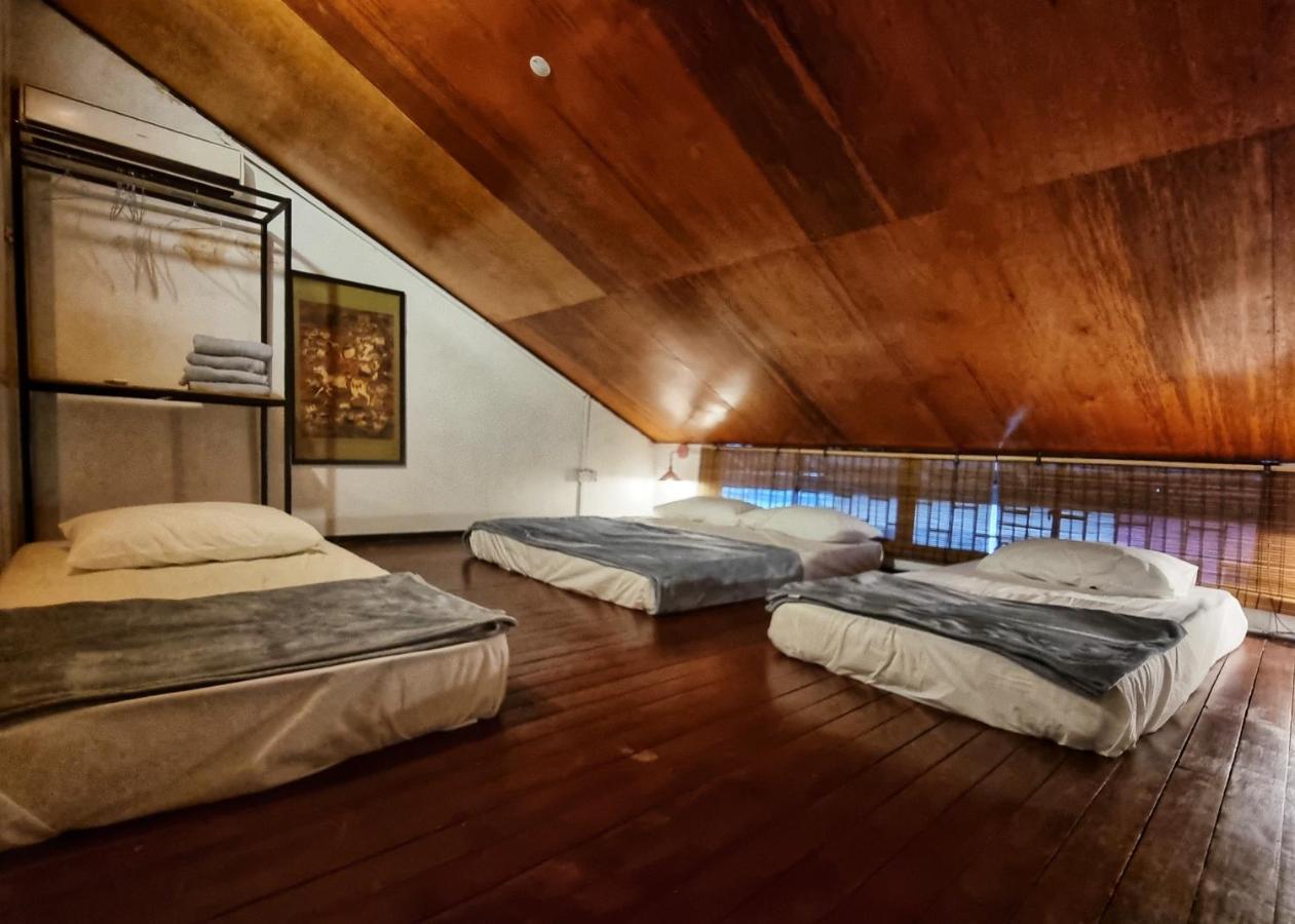 Treehouse Hostel กูชิง ภายนอก รูปภาพ